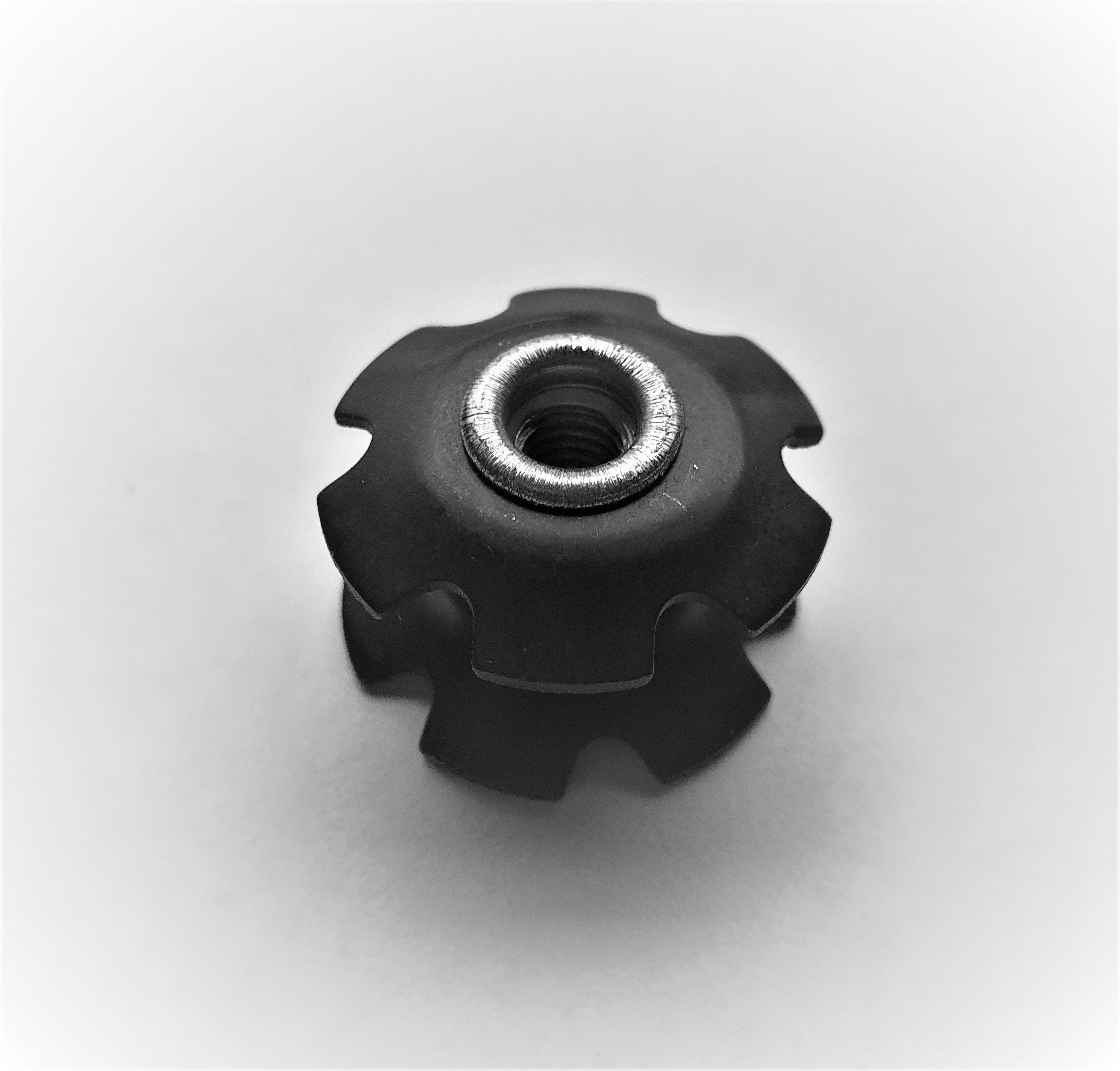 MW102Fork Star Nut, Size 1 1/8, Code 3076NB / Fork Spider Vallkree